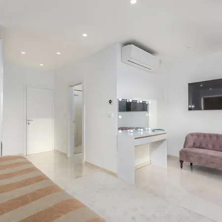 Villa Luxury Sara Near Porec, Istria Kastelir