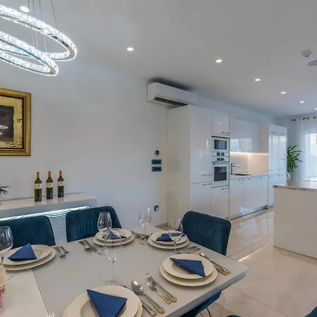 Luxury Sara Near Porec, Istria Villa