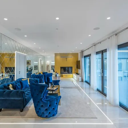 Luxury Sara Near Porec, Istria Villa