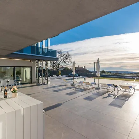 Luxury Sara Near Porec, Istria Villa