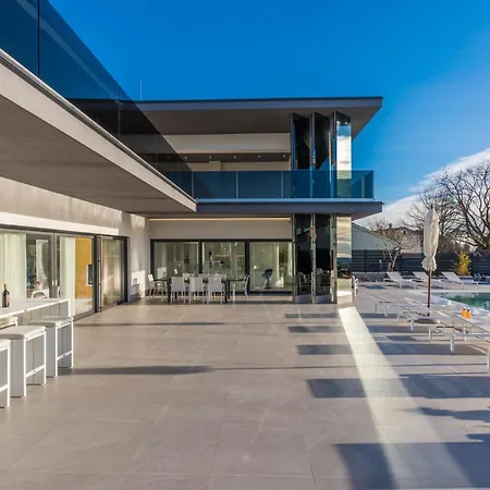 Villa Luxury Sara Near Porec, Istria Kastelir